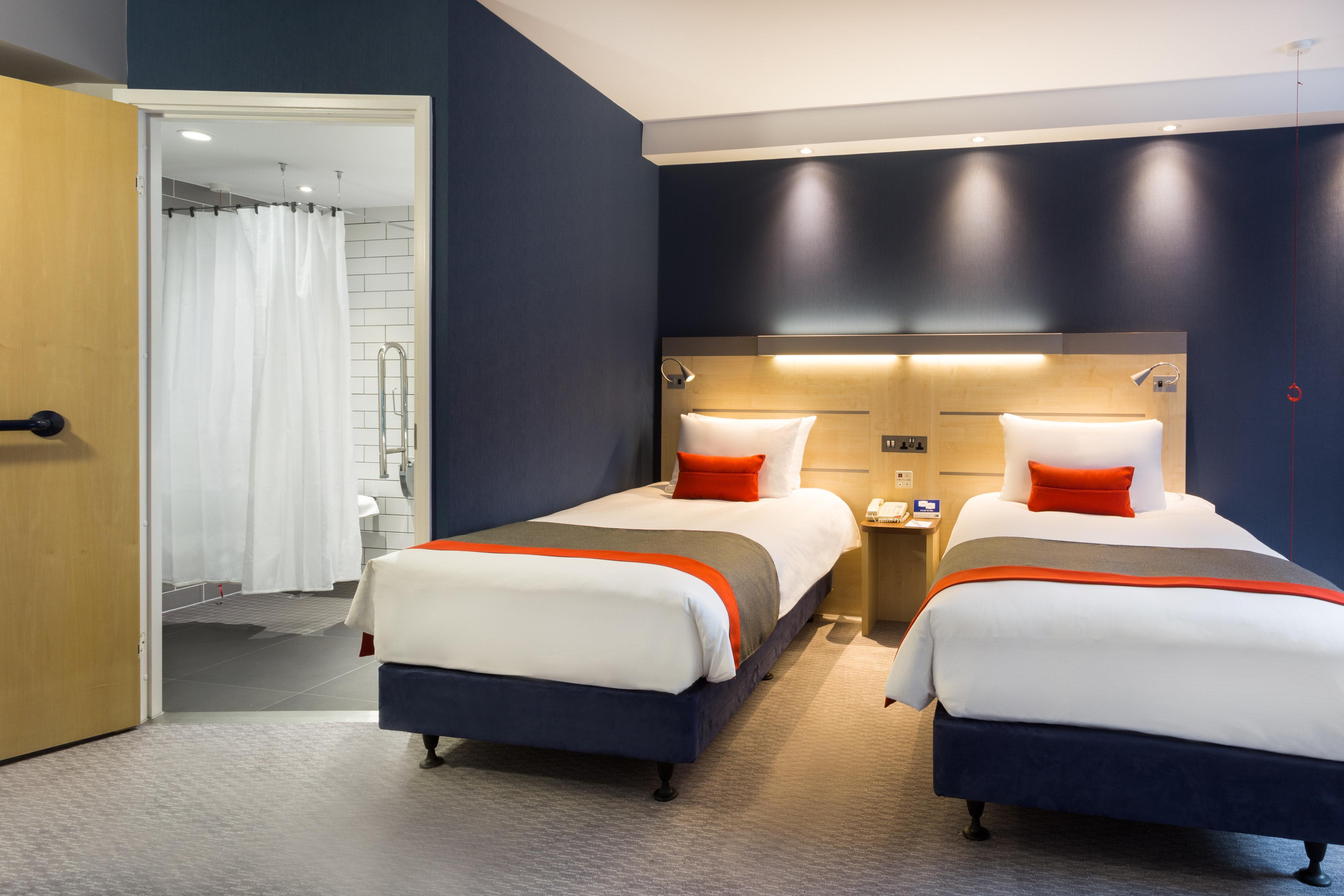 Holiday Inn Express London - Watford Junction By Ihg Watford (Hertfordshire) Exterior foto
